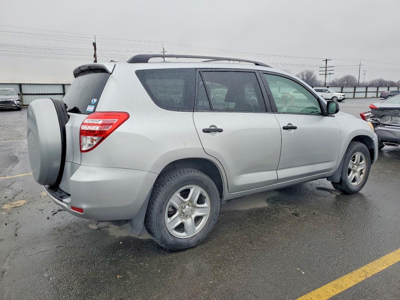 2010 TOYOTA RAV4 photo 5