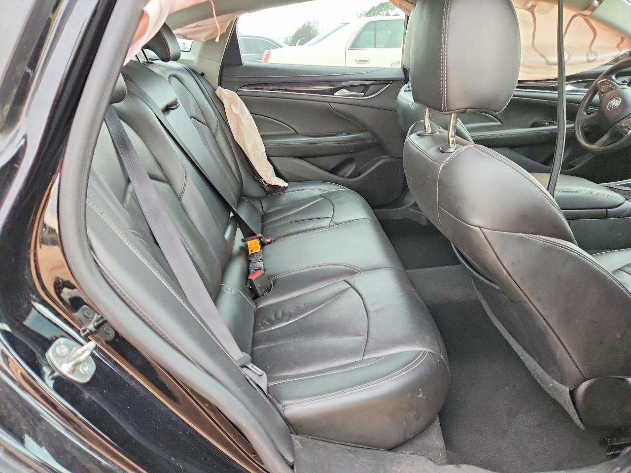 2017 BUICK LACROSSE PREMIUM photo 19