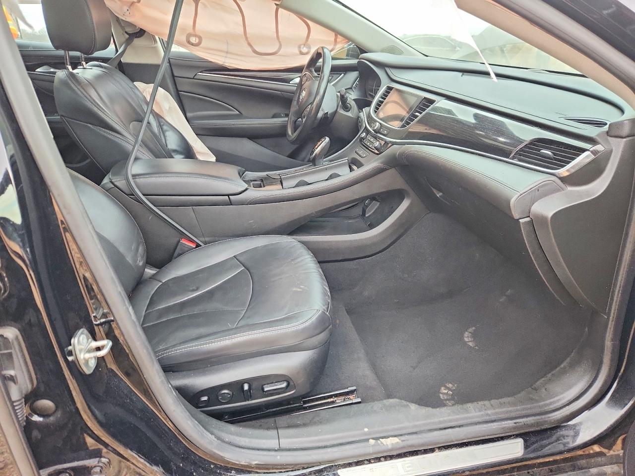 2017 BUICK LACROSSE PREMIUM photo 13