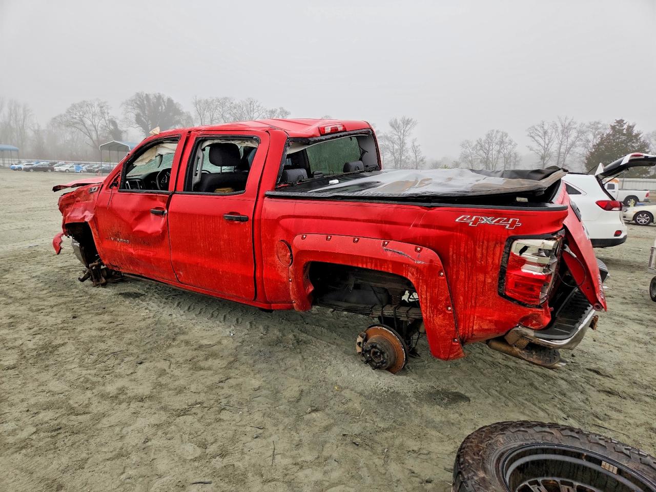 2014 CHEVROLET SILVERADO K1500 LT photo 2