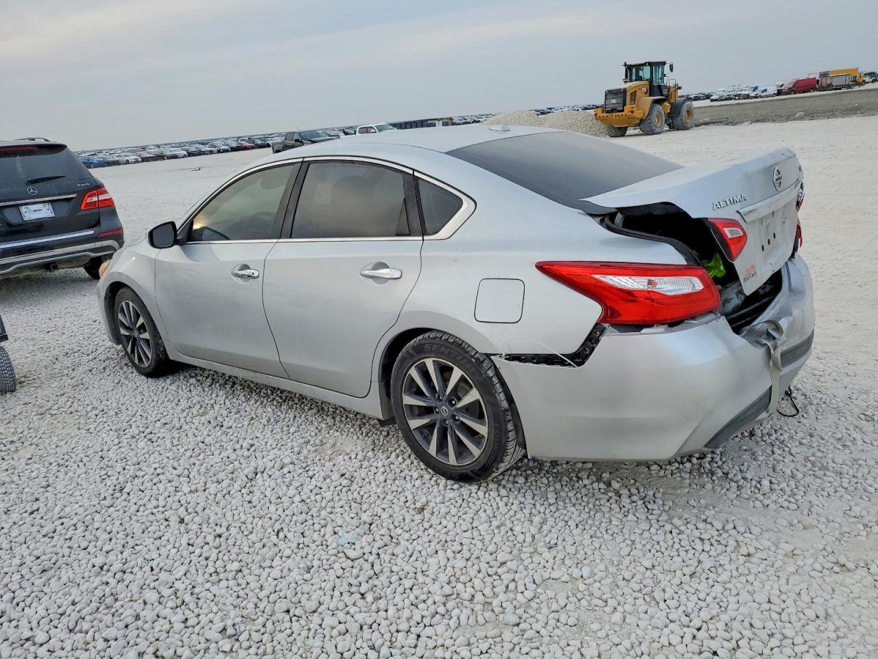 2017 NISSAN ALTIMA 2.5 photo 2