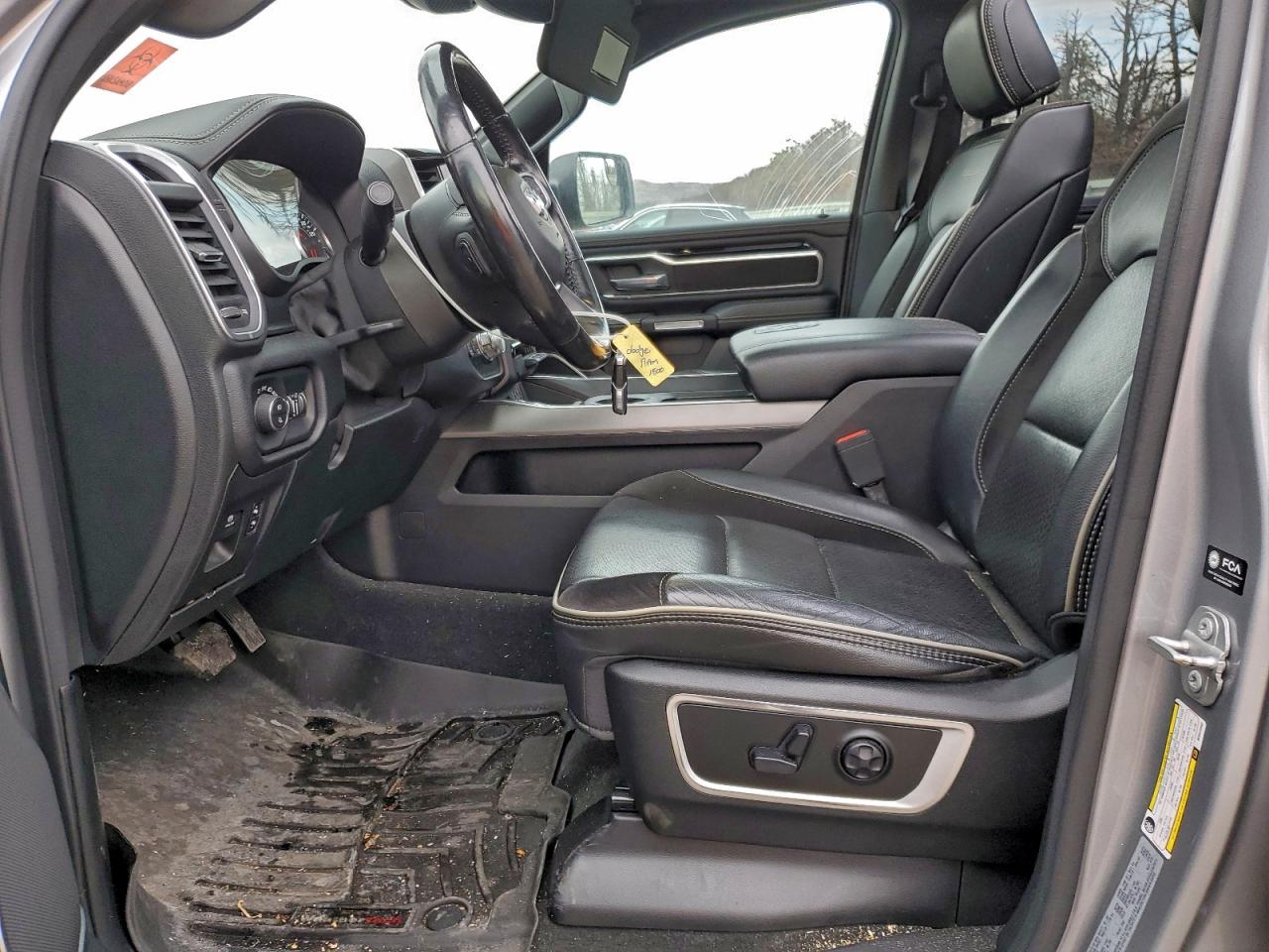 2021 RAM 1500 LARAMIE photo 7