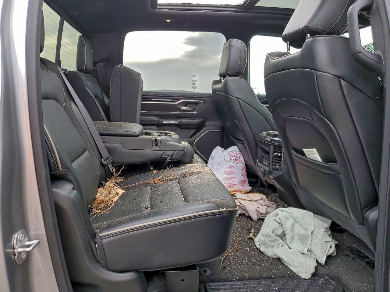 2021 RAM 1500 LARAMIE photo 10