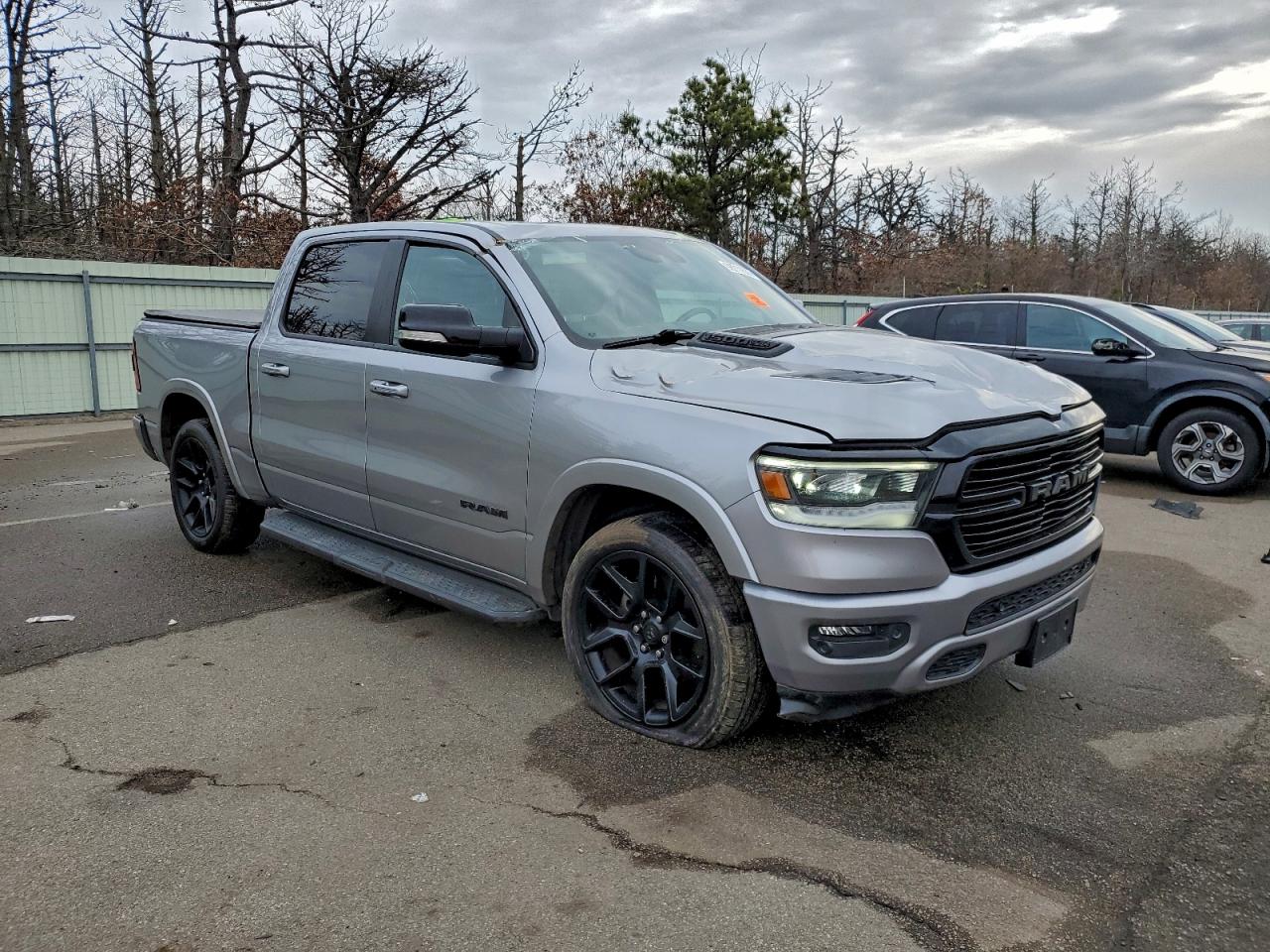 2021 RAM 1500 LARAMIE photo 4
