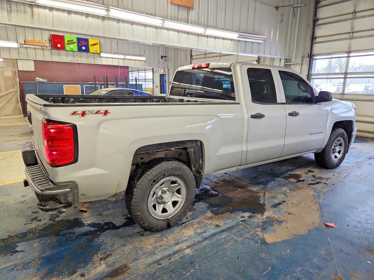 2015 CHEVROLET SILVERADO K1500 photo 3