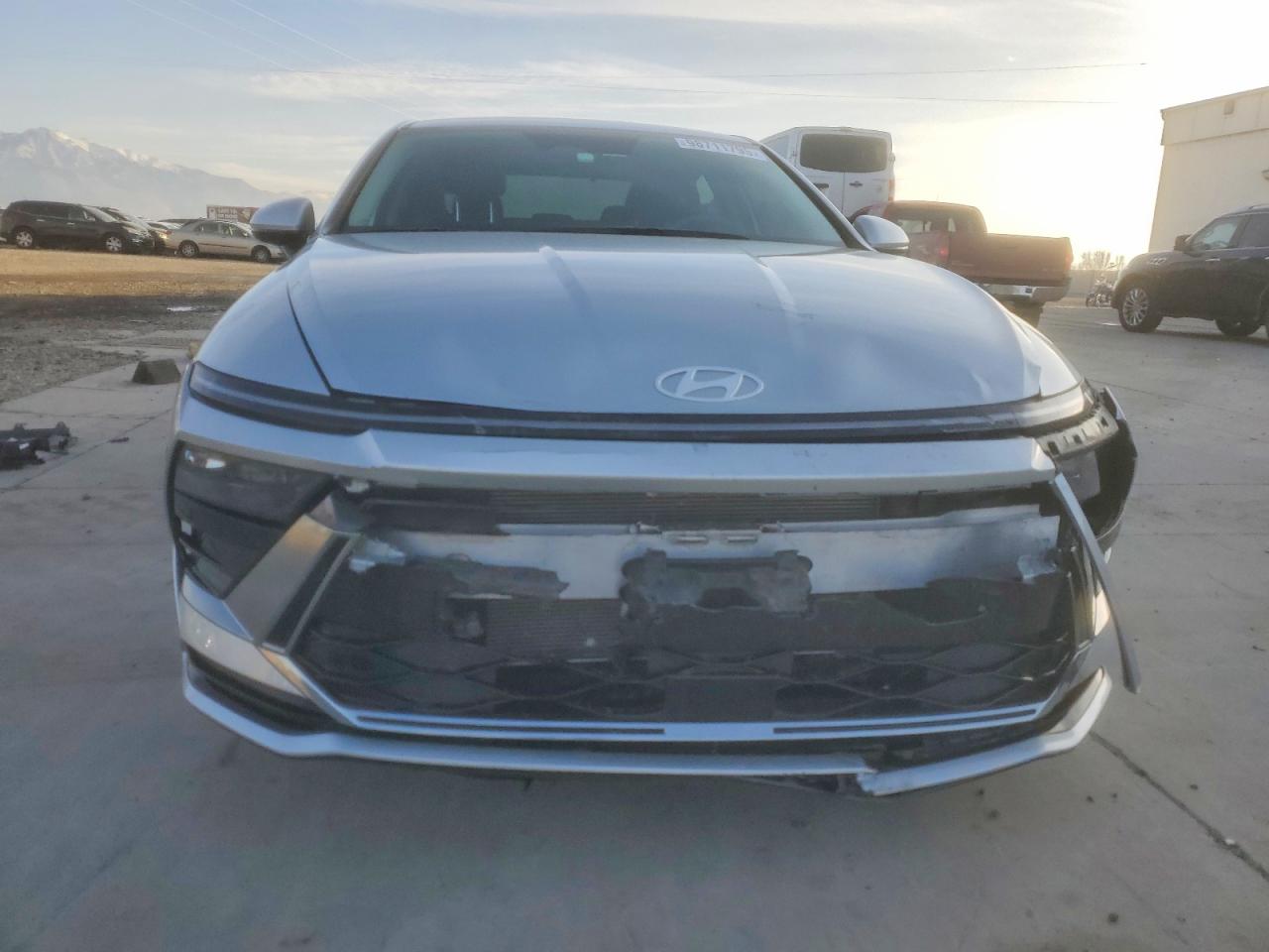 2024 HYUNDAI SONATA SEL photo 5