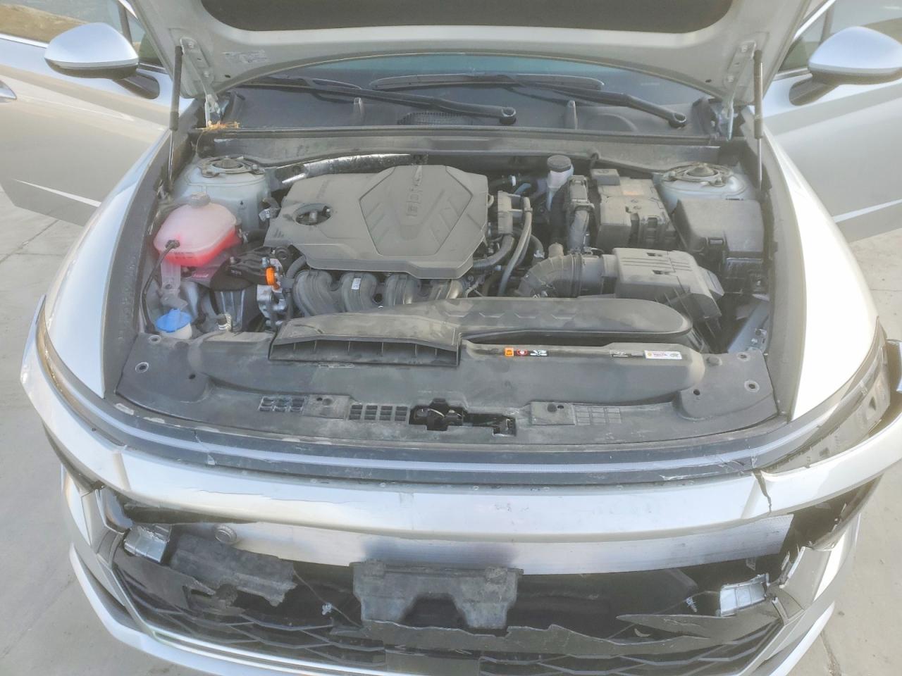 2024 HYUNDAI SONATA SEL photo 11