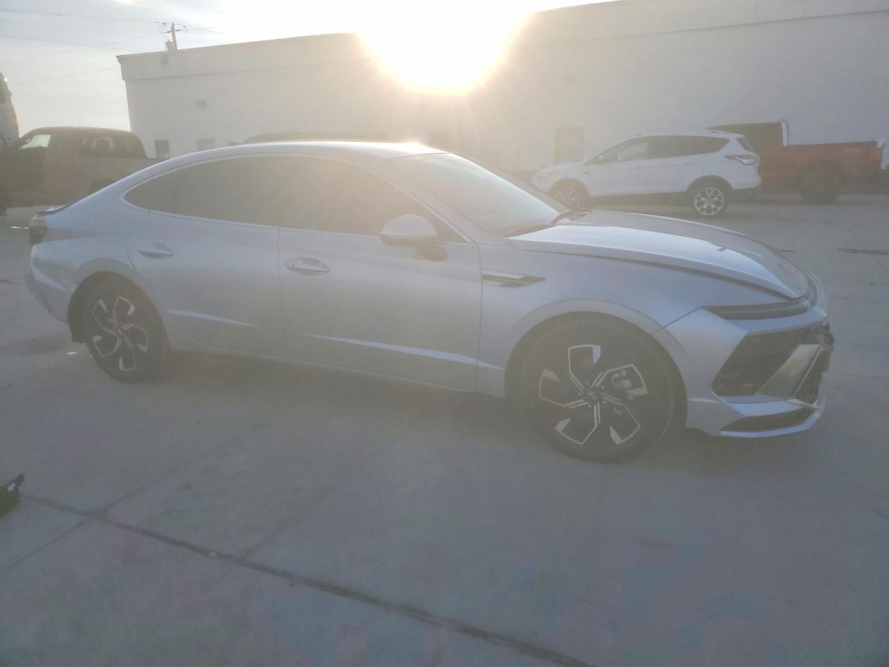 2024 HYUNDAI SONATA SEL photo 4