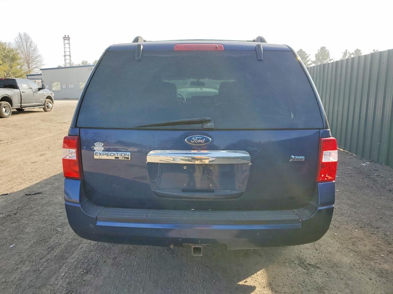 2010 FORD EXPEDITION EL XLT photo 6