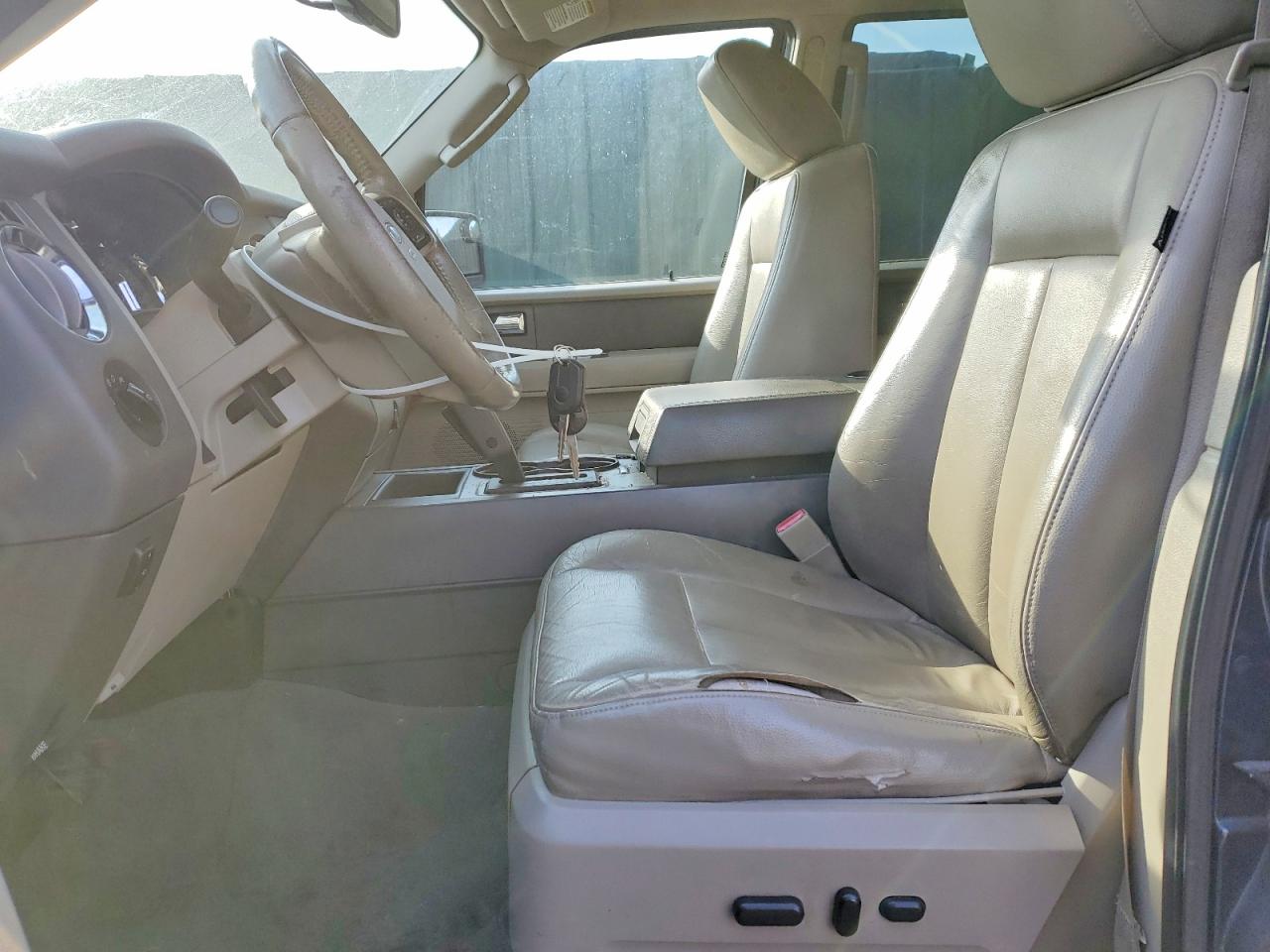 2010 FORD EXPEDITION EL XLT photo 7