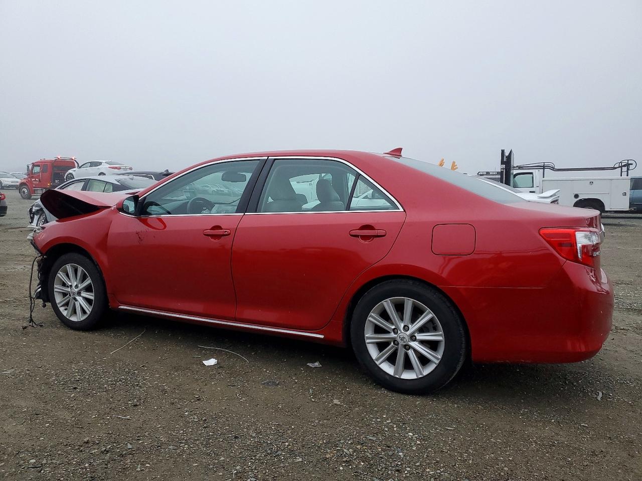 2012 TOYOTA CAMRY HYBRID photo 2