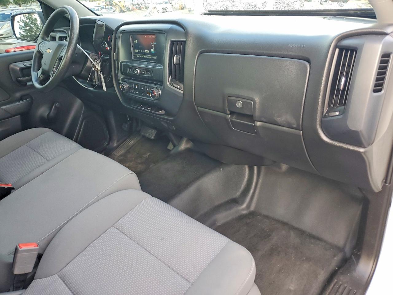 2018 CHEVROLET SILVERADO C1500 photo 8