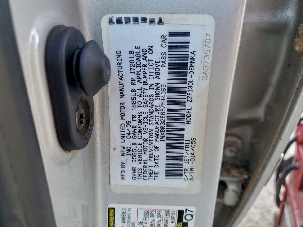 2005 TOYOTA COROLLA CE photo 12
