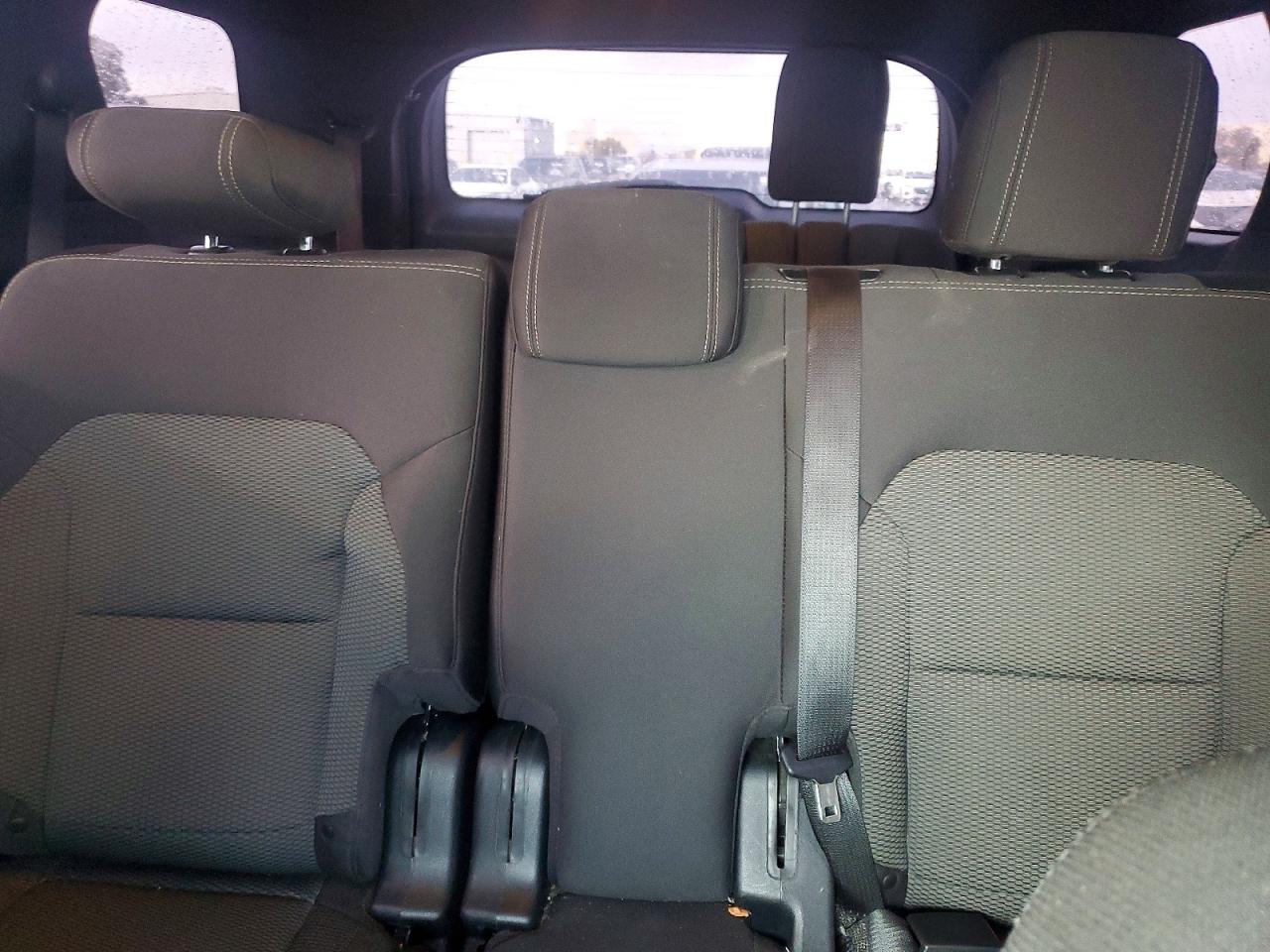 2017 FORD EXPLORER XLT photo 10