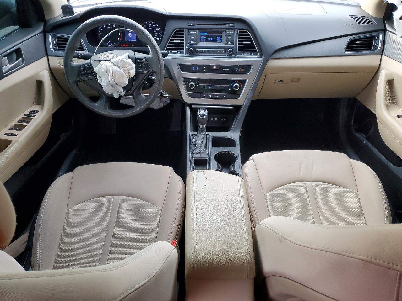 2015 HYUNDAI SONATA SE photo 8