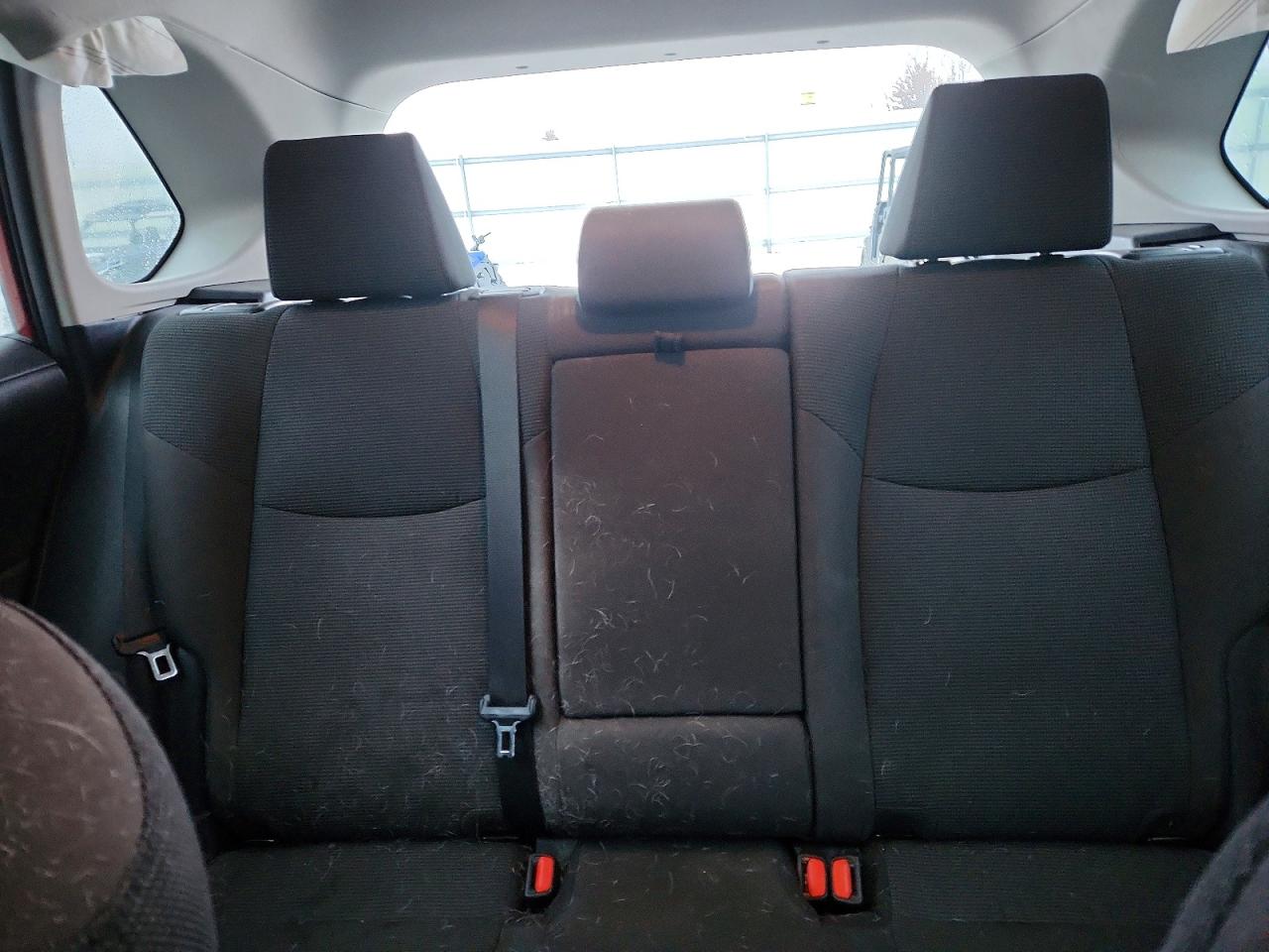 2021 TOYOTA RAV4 LE photo 10