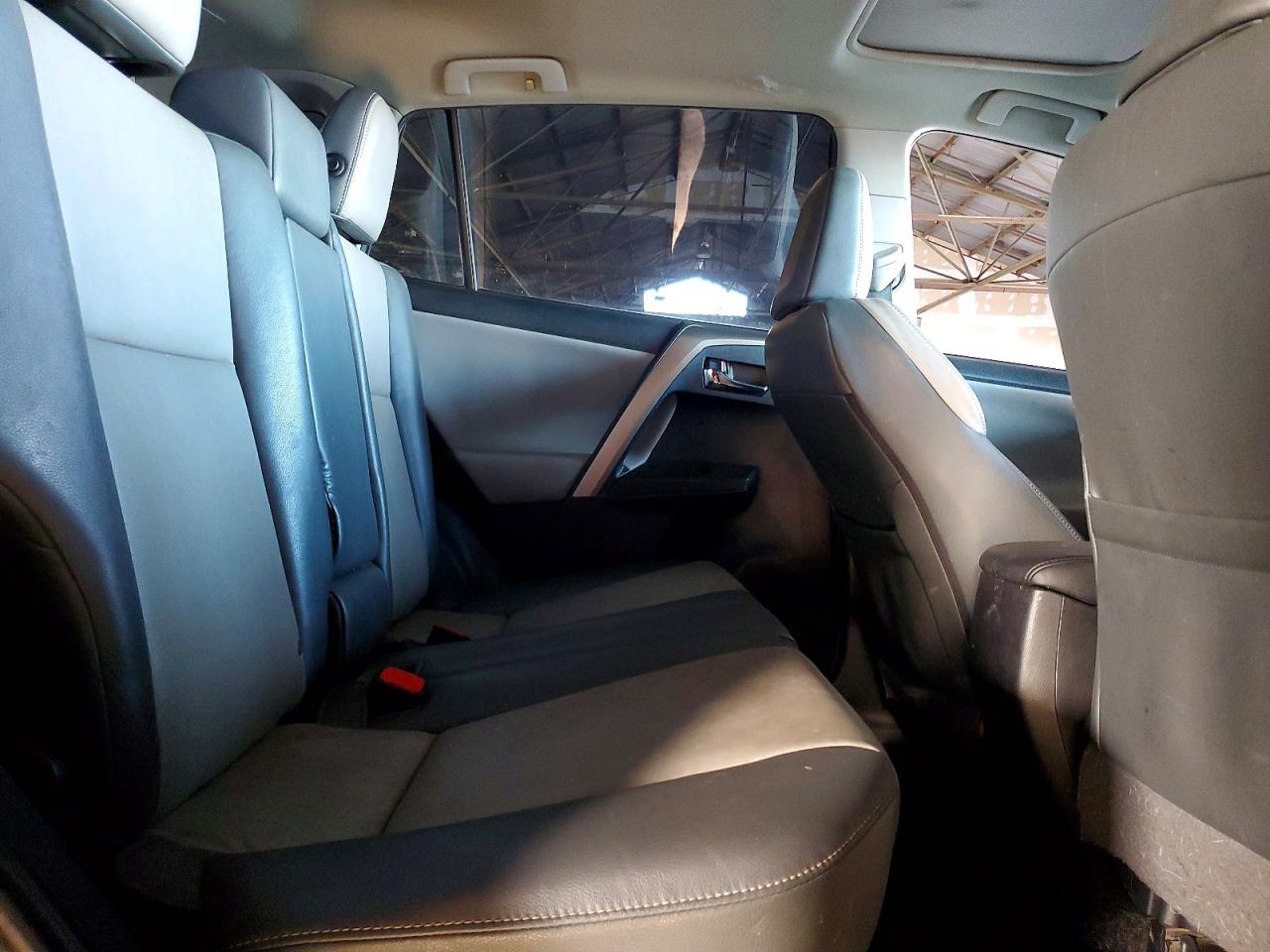 2015 TOYOTA RAV4 LIMITED photo 11