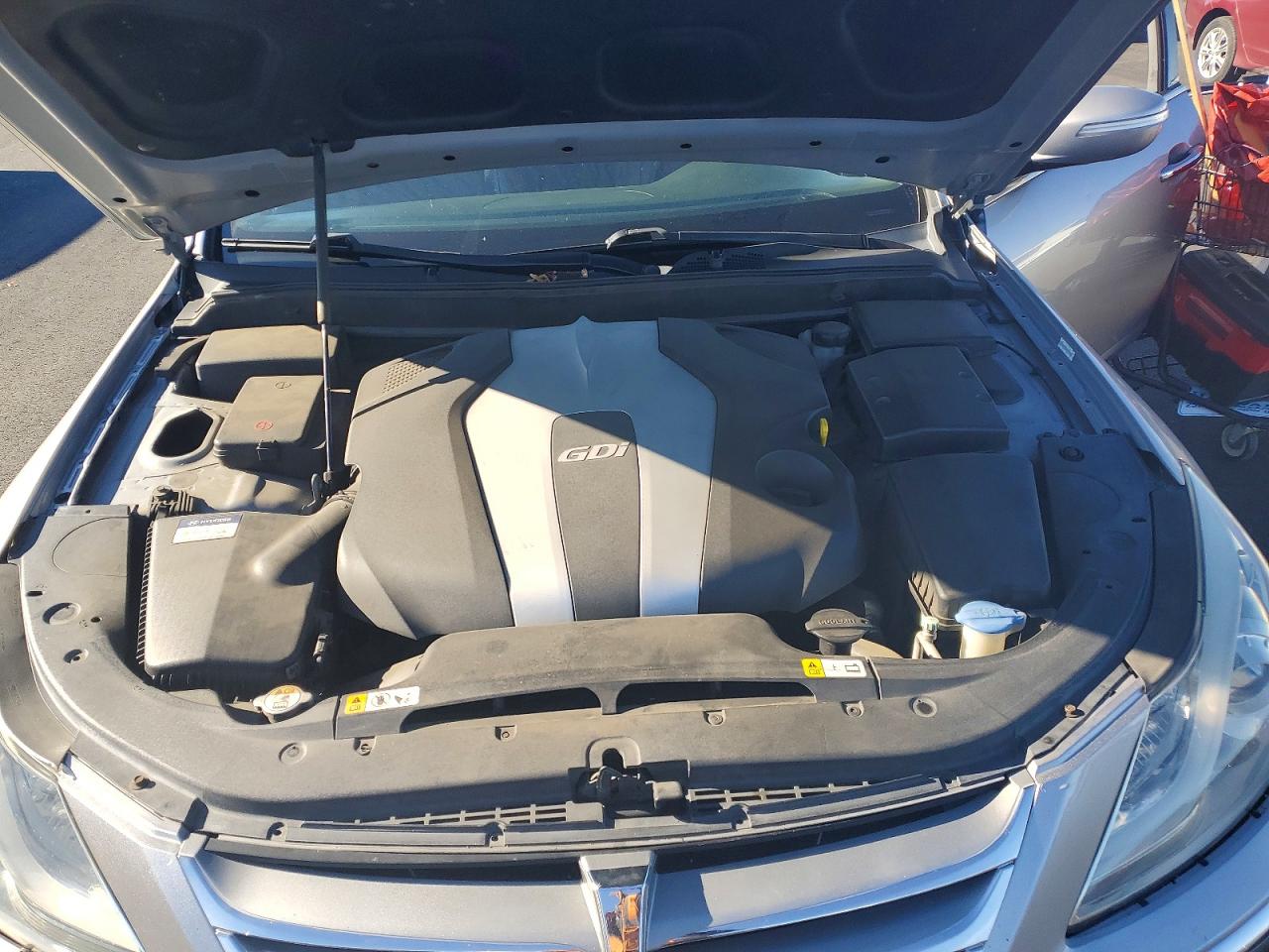 2013 HYUNDAI GENESIS 3.8L photo 11
