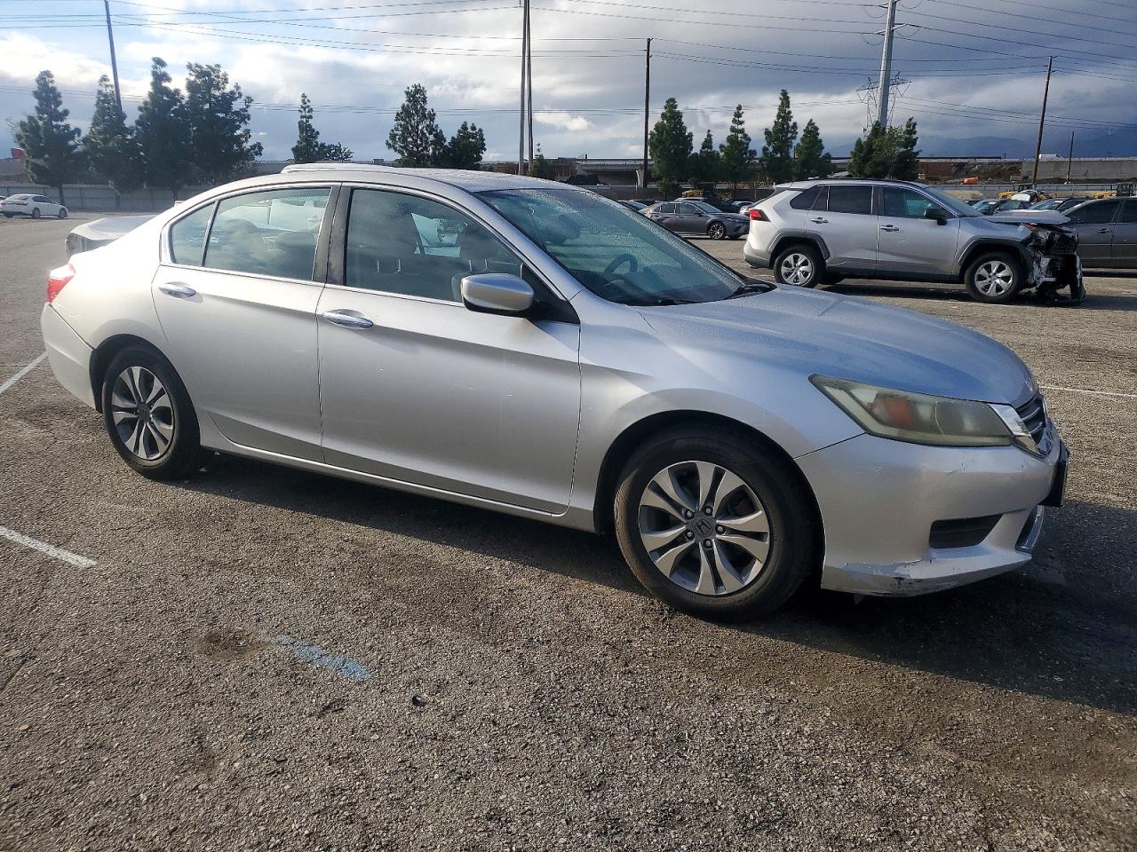 2015 HONDA ACCORD LX photo 4