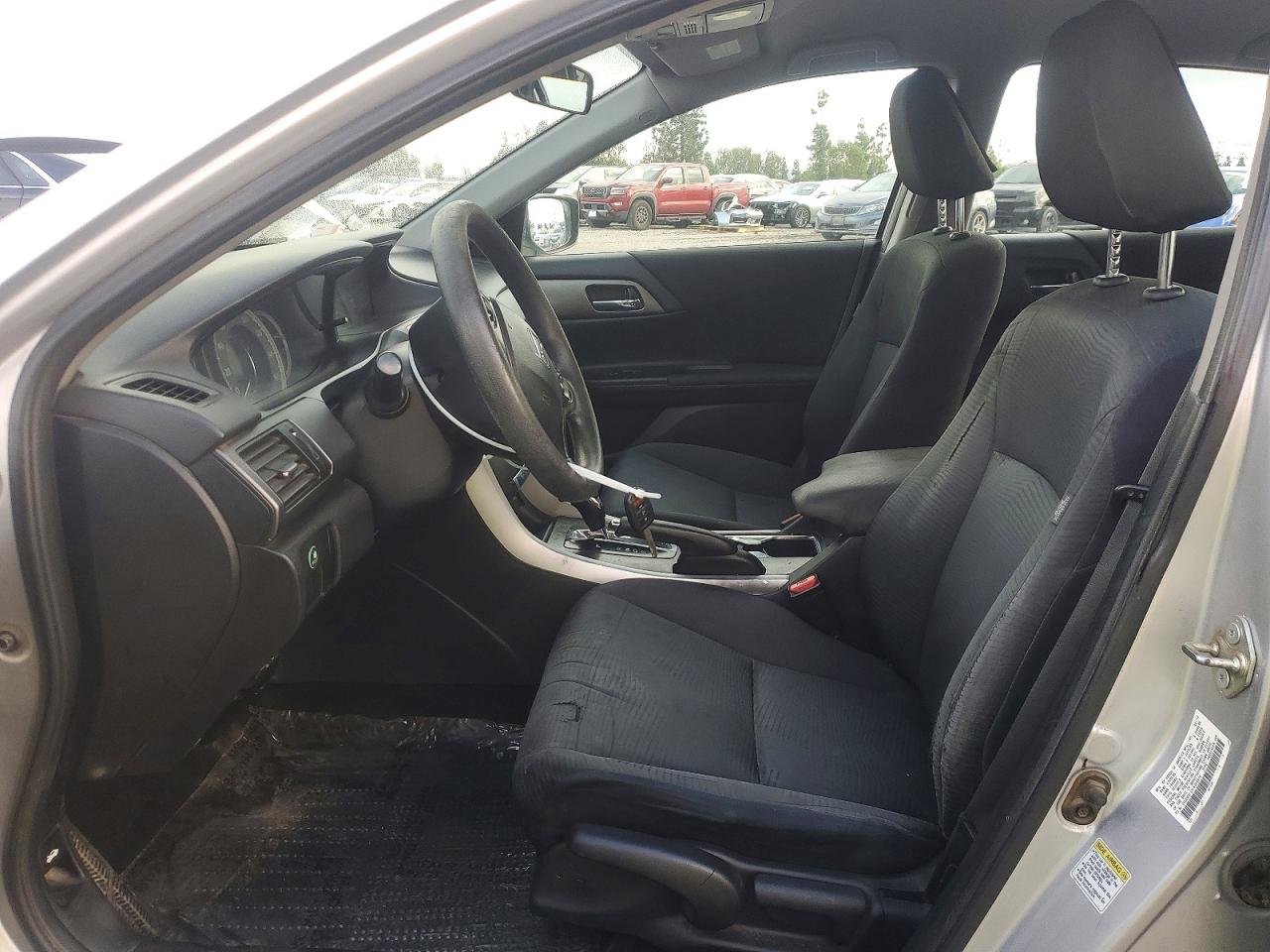 2015 HONDA ACCORD LX photo 7