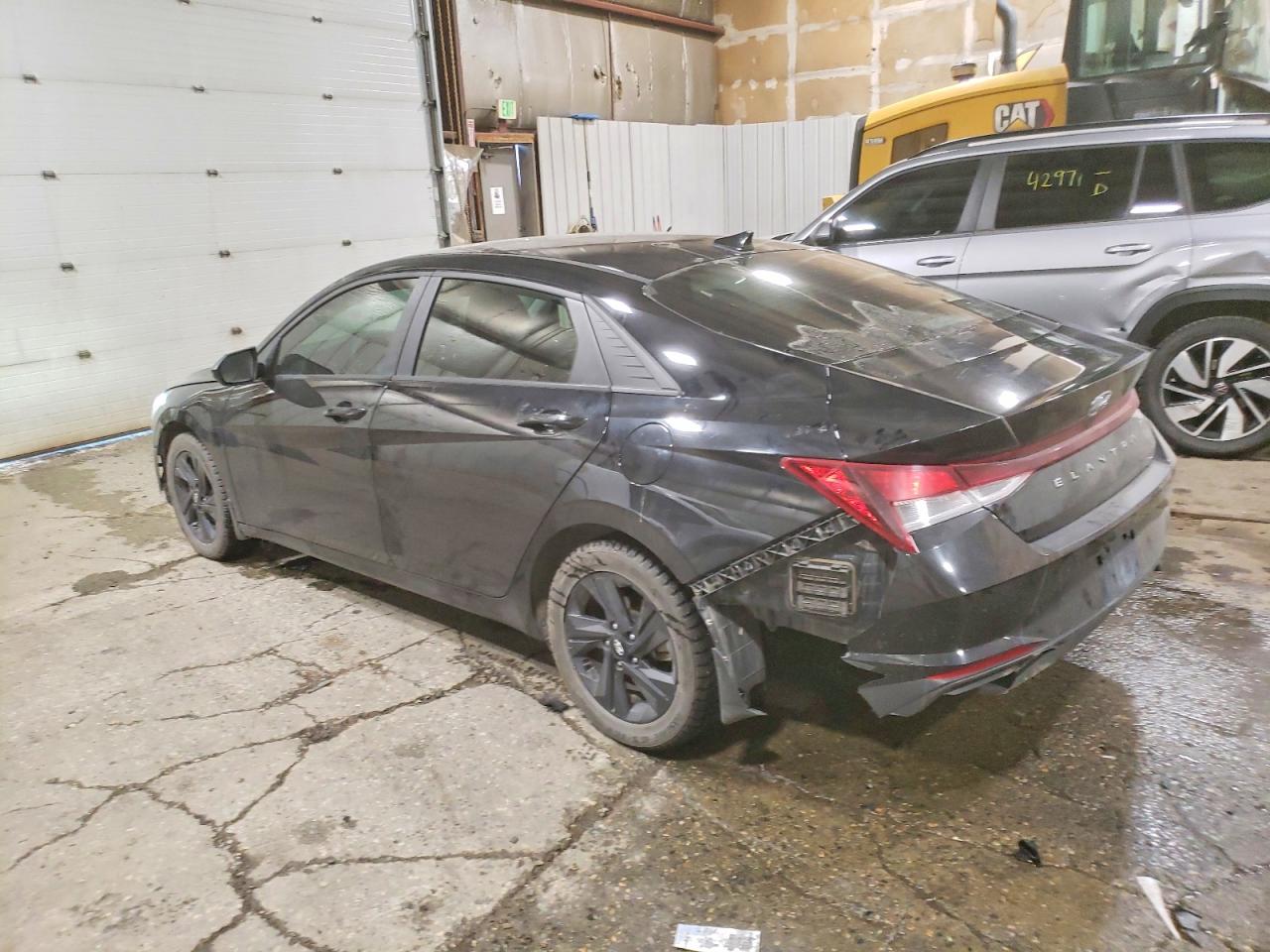 2022 HYUNDAI ELANTRA SEL photo 2