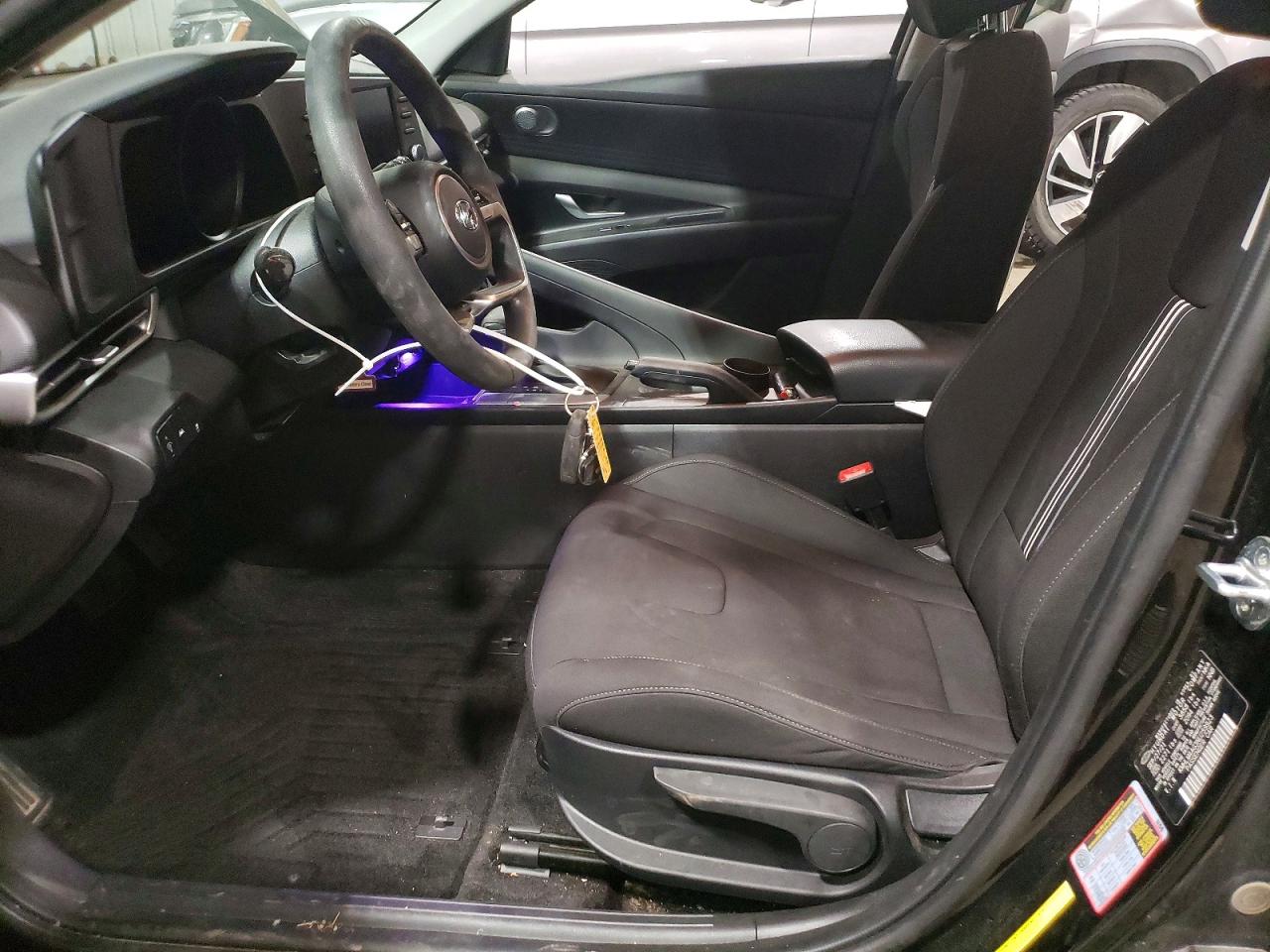 2022 HYUNDAI ELANTRA SEL photo 7