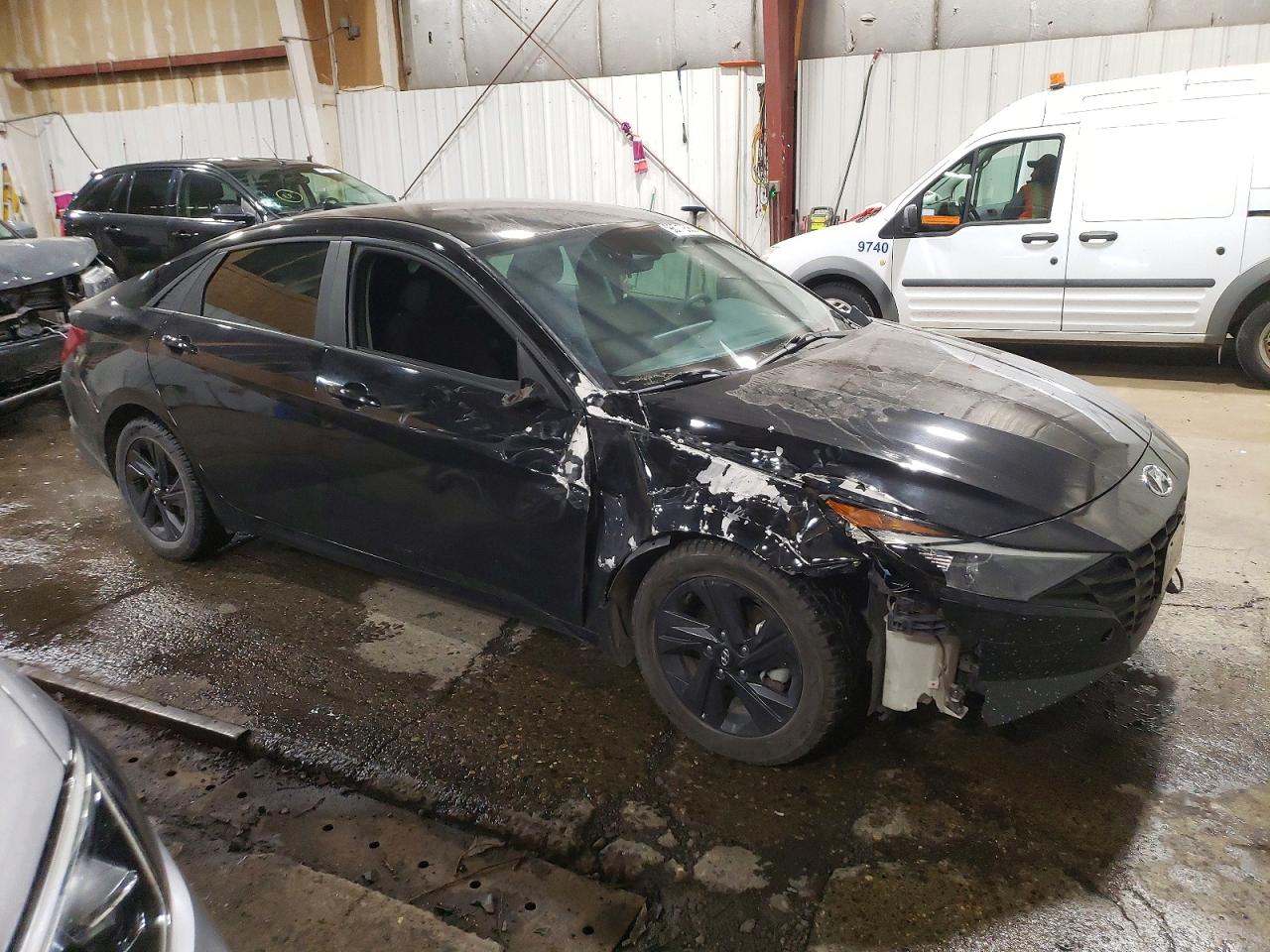 2022 HYUNDAI ELANTRA SEL photo 4