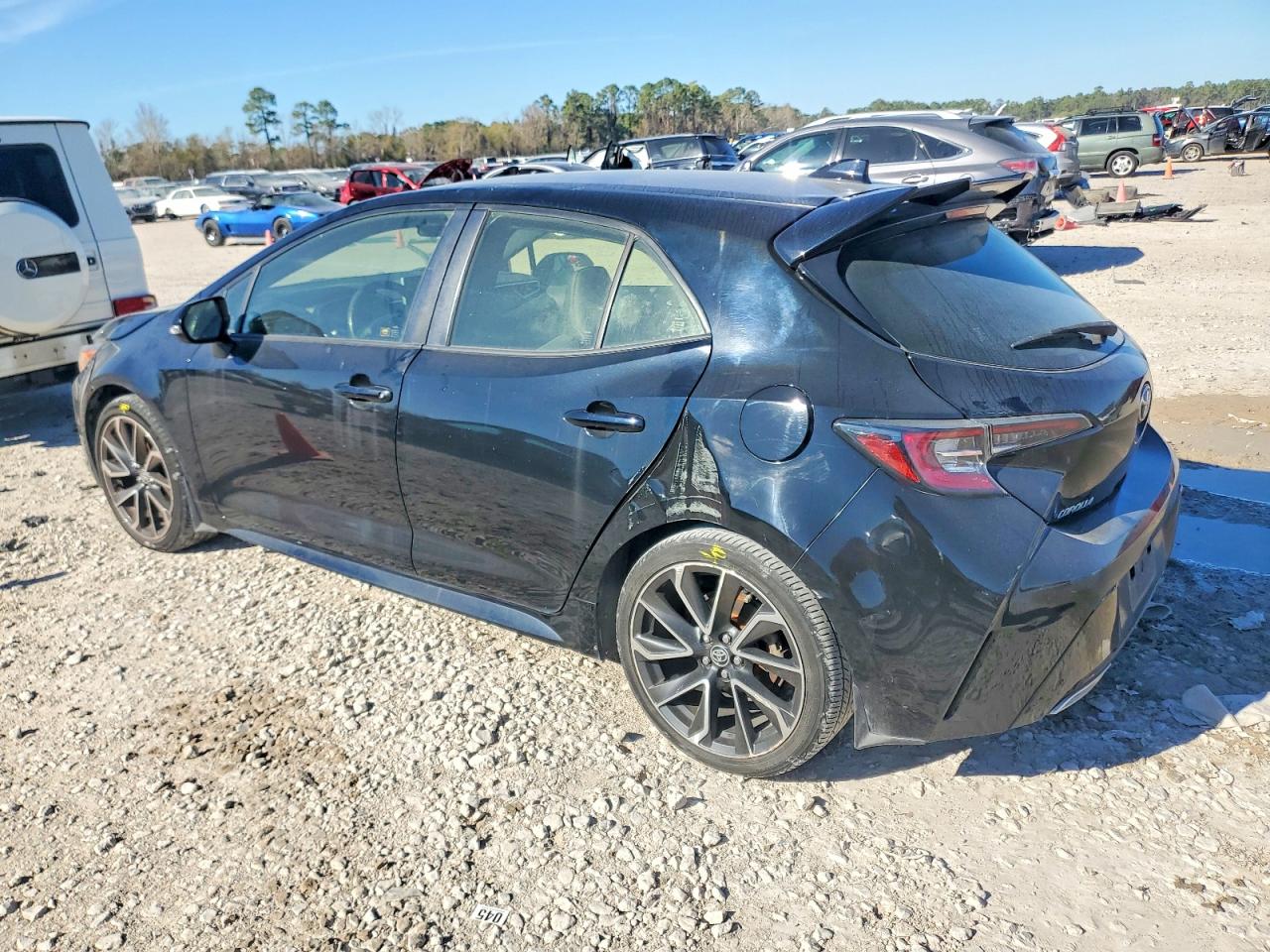 2019 TOYOTA COROLLA SE photo 2
