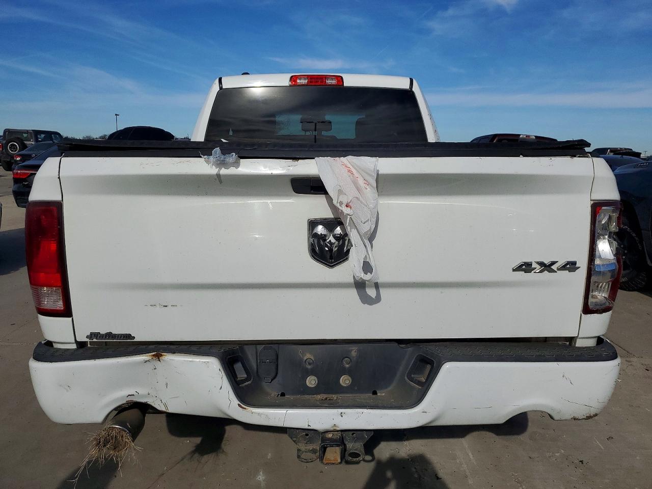 2013 RAM 1500 ST photo 6