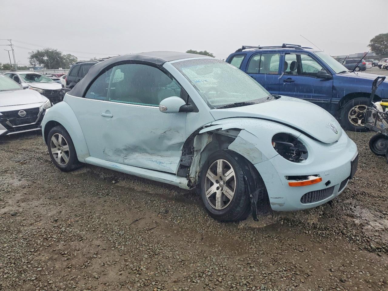 2006 VOLKSWAGEN NEW BEETLE CONVERTIBLE OPTION PACKAGE 1 photo 4