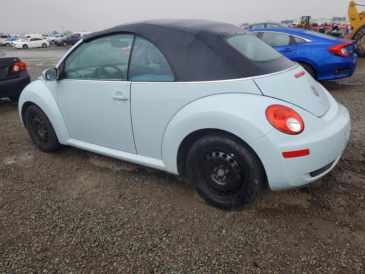2006 VOLKSWAGEN NEW BEETLE CONVERTIBLE OPTION PACKAGE 1 photo 2