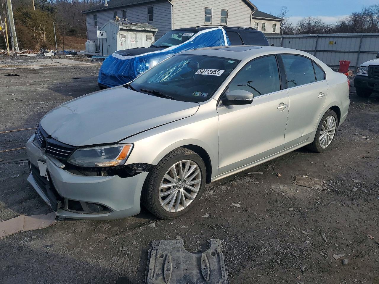 2011 VOLKSWAGEN JETTA