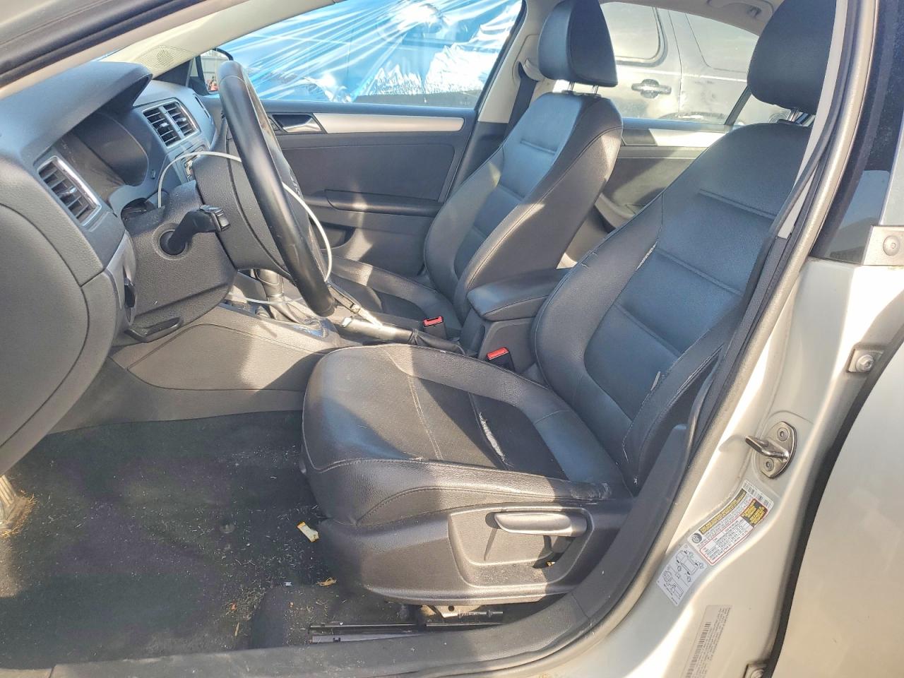 2011 VOLKSWAGEN JETTA SEL photo 7