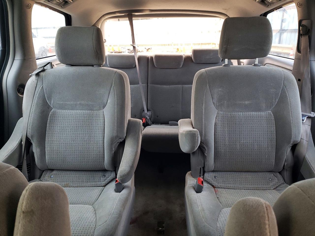 2006 TOYOTA SIENNA CE photo 10
