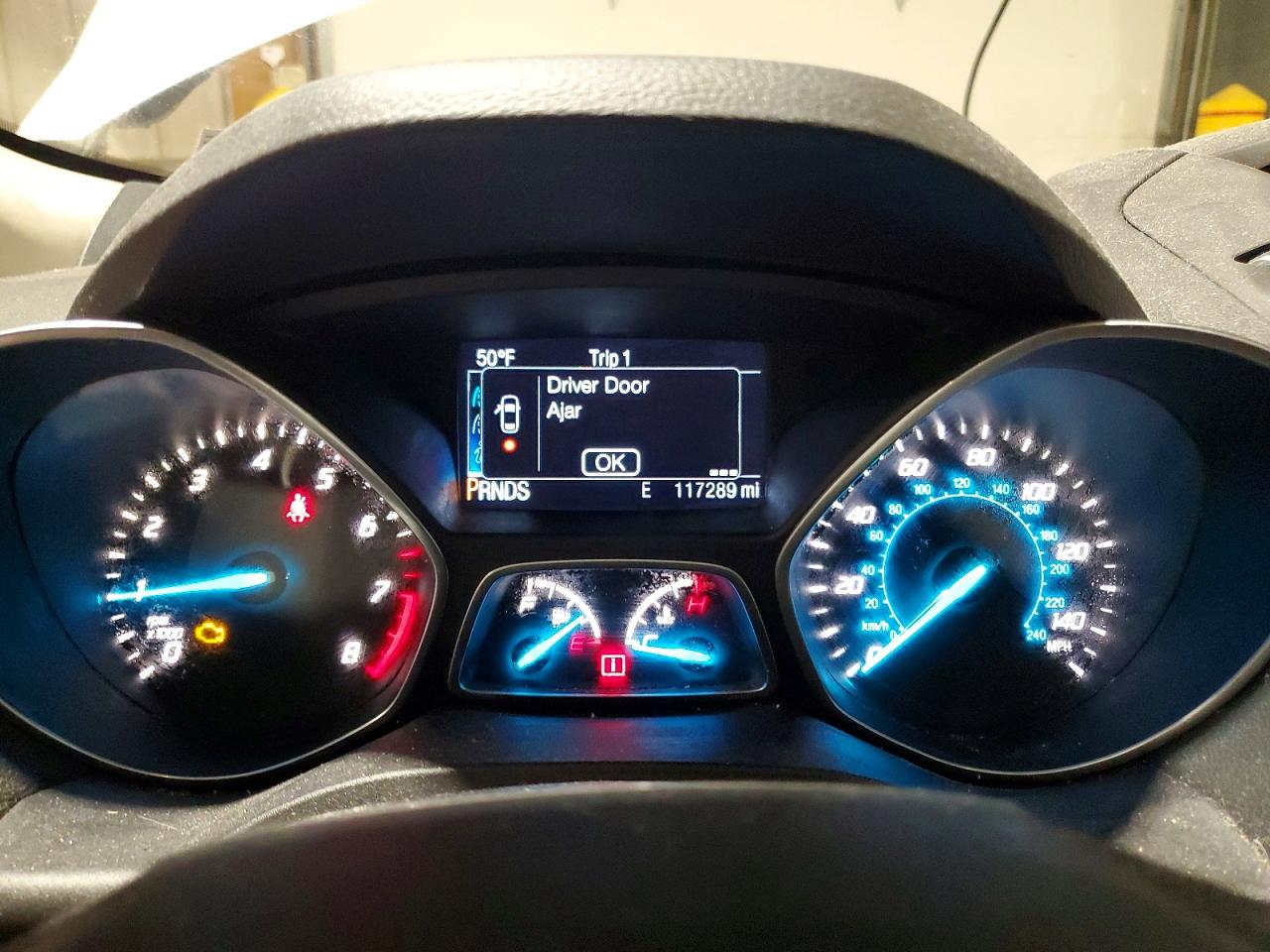 2016 FORD ESCAPE SE photo 9