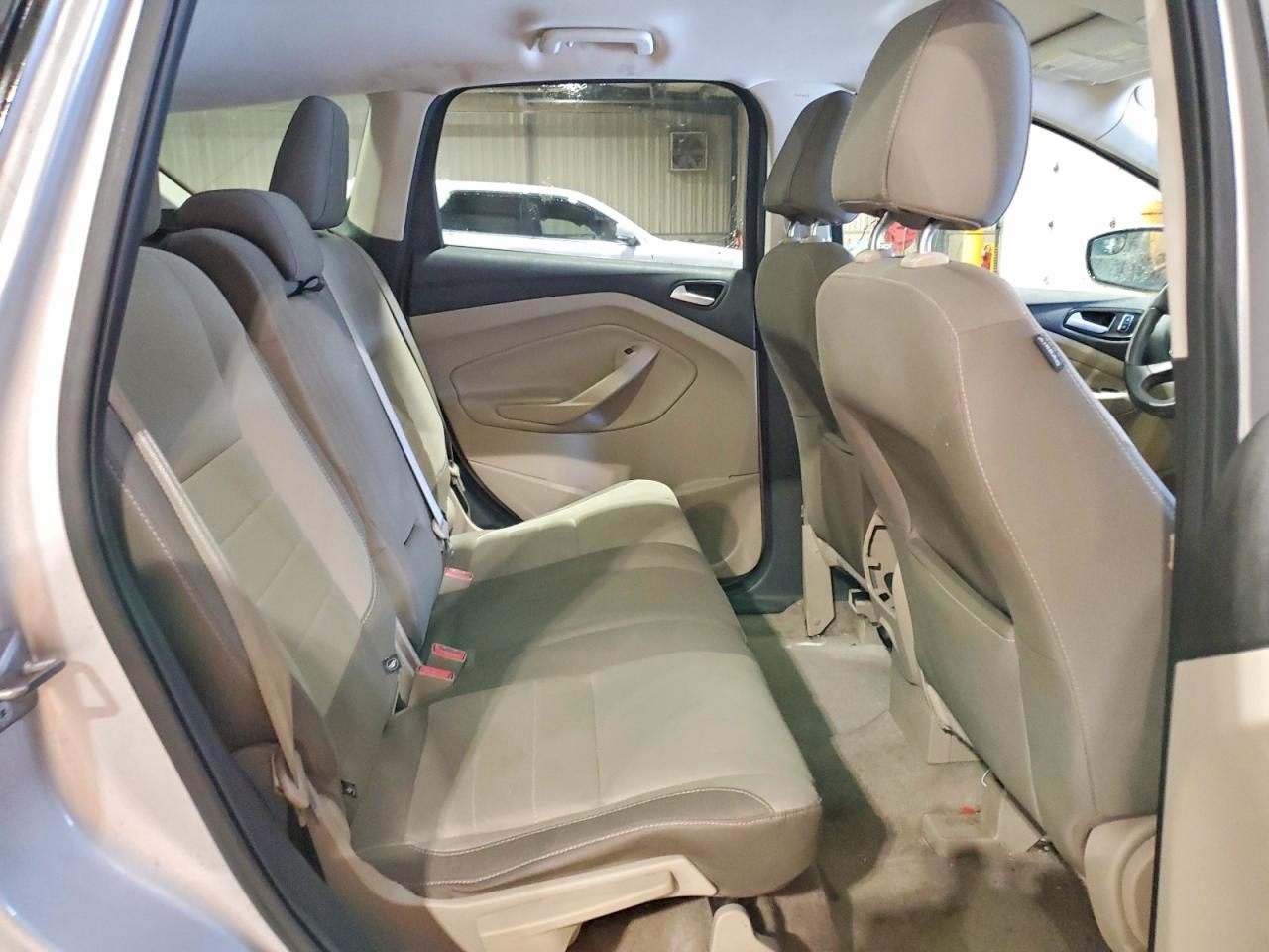 2016 FORD ESCAPE SE photo 11