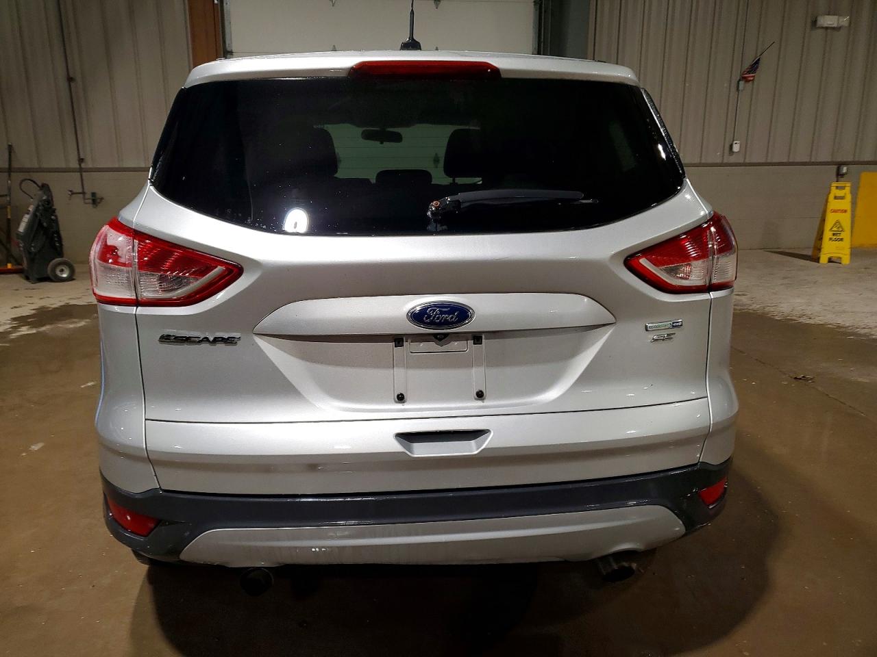 2016 FORD ESCAPE SE photo 6