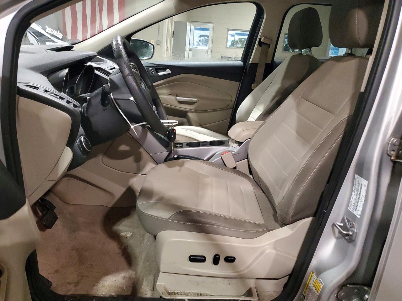 2016 FORD ESCAPE SE photo 7