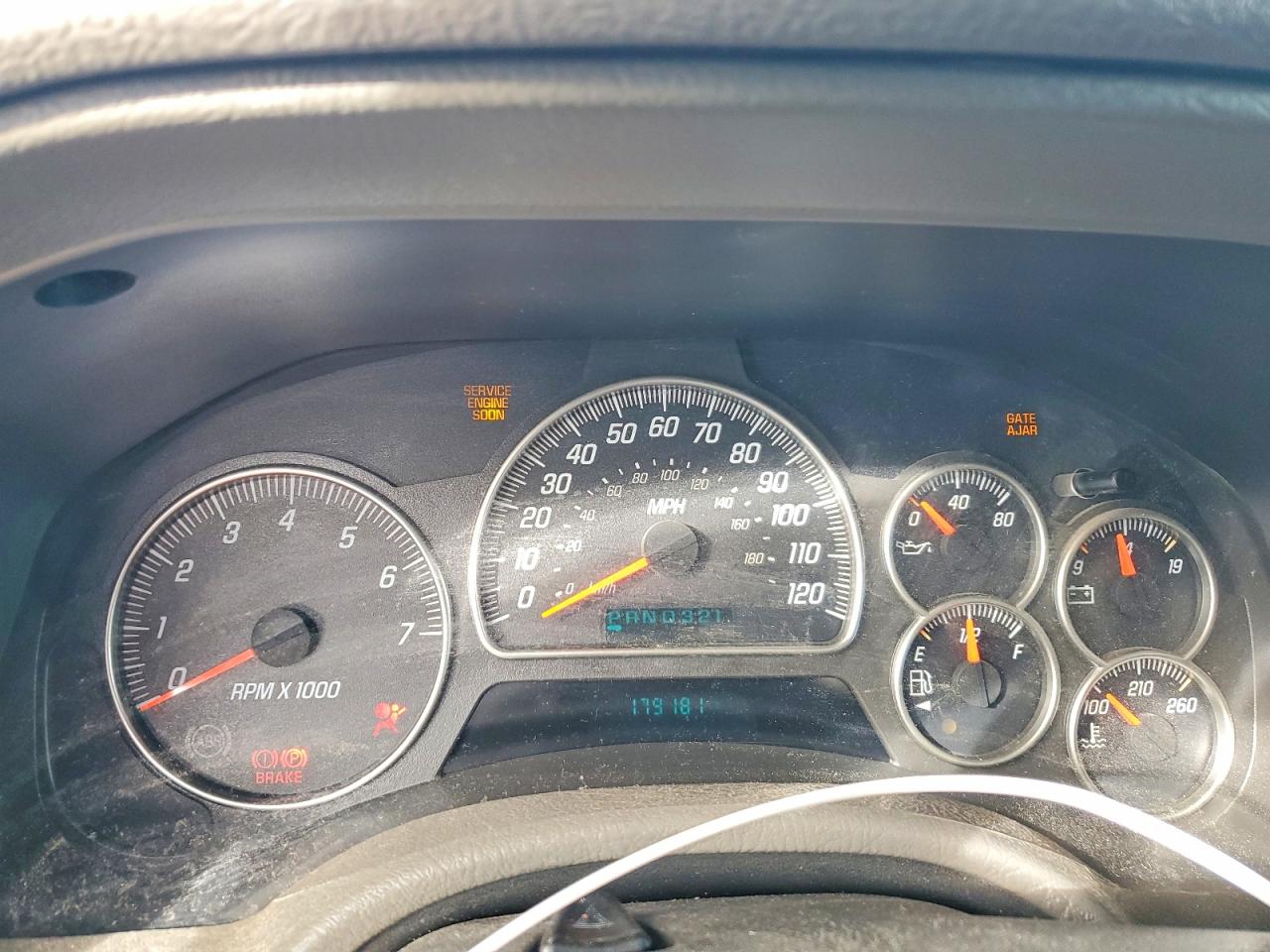 2003 GMC ENVOY photo 9