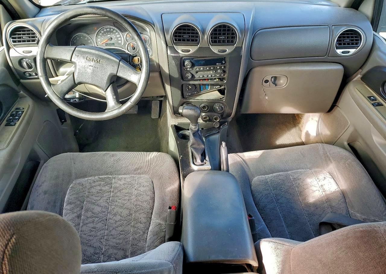 2003 GMC ENVOY photo 8