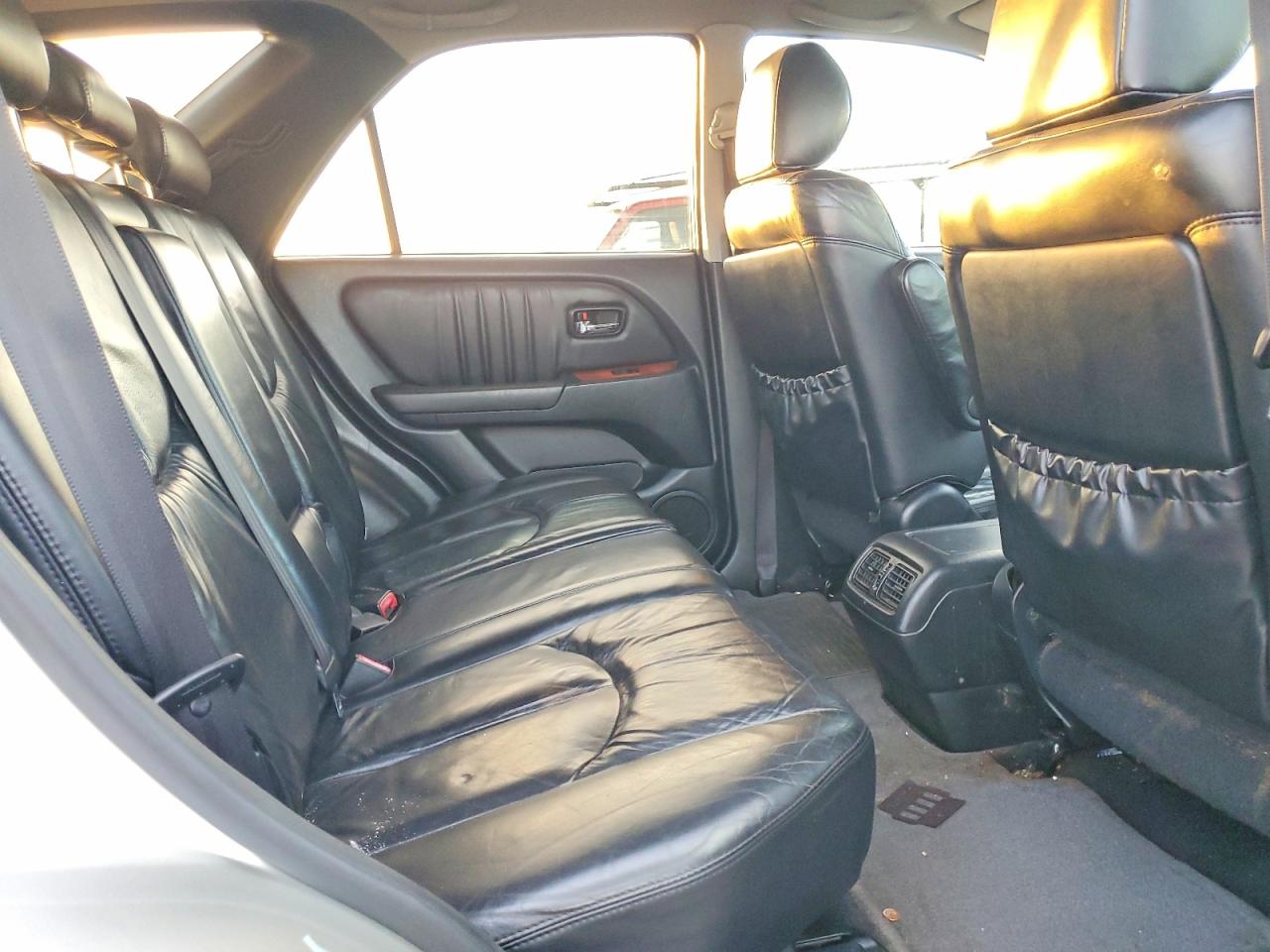 2002 LEXUS RX 300 photo 11