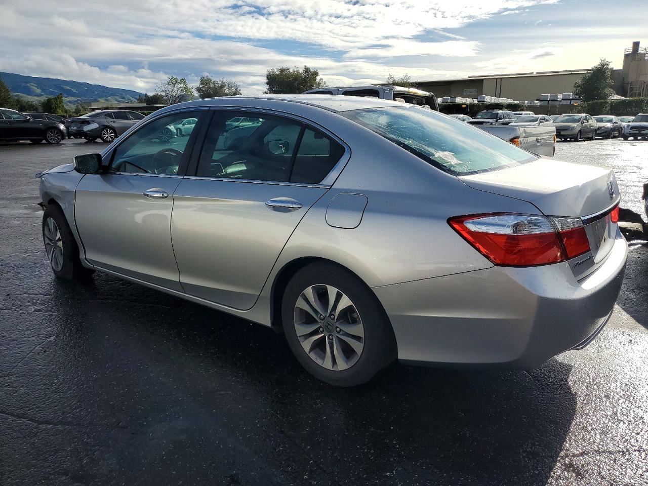 2013 HONDA ACCORD LX photo 2
