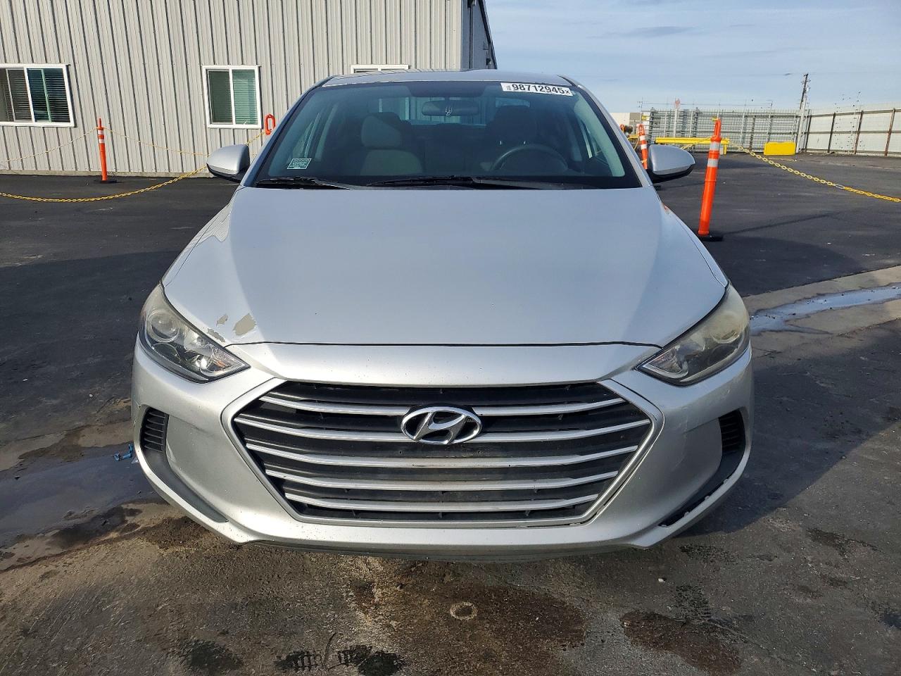 2018 HYUNDAI ELANTRA SEL photo 5
