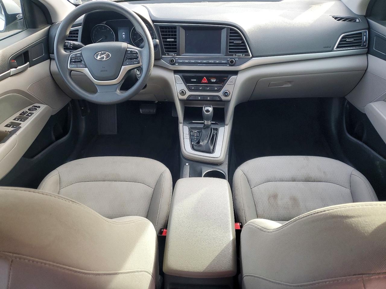 2018 HYUNDAI ELANTRA SEL photo 8