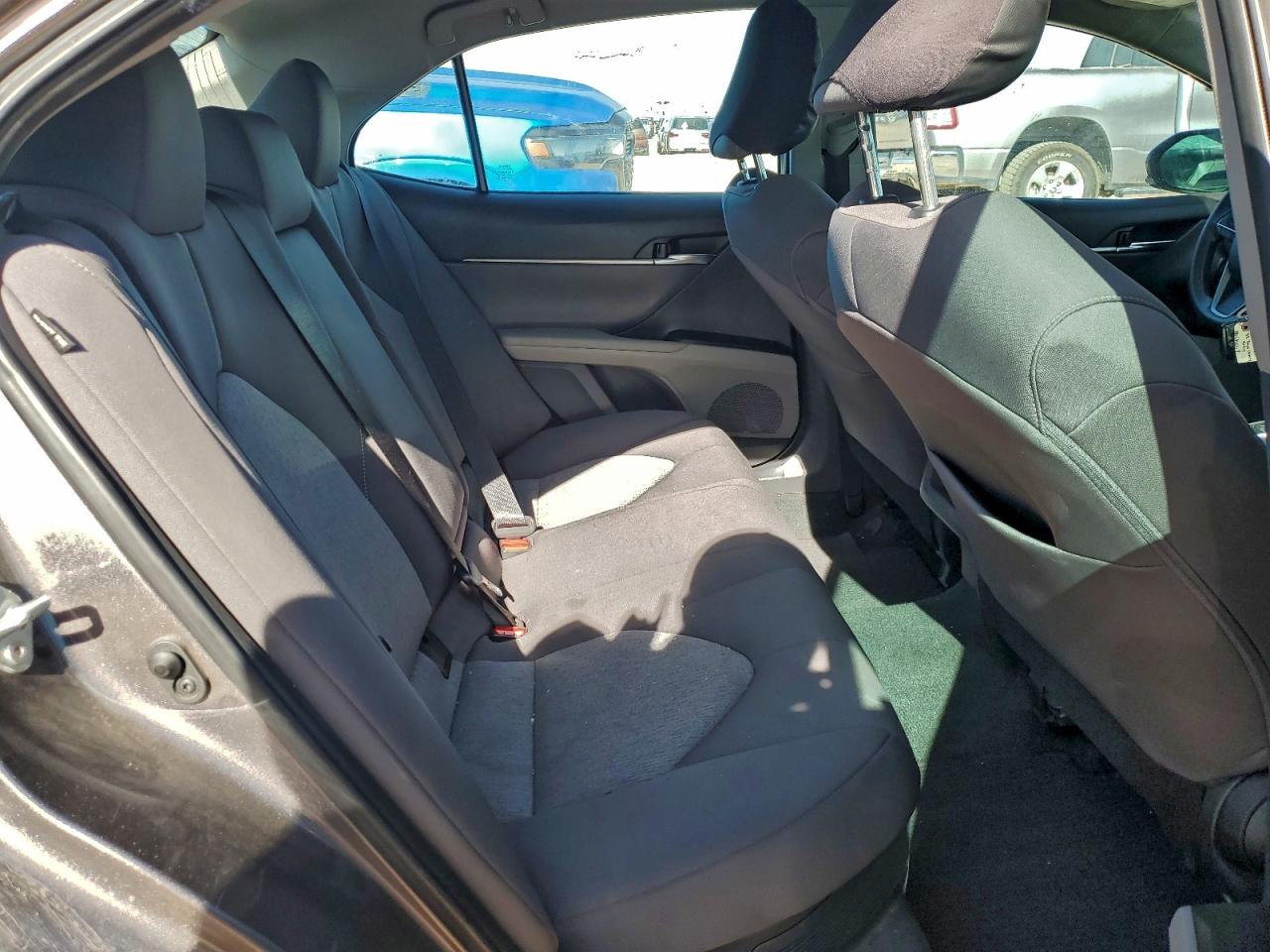 2022 TOYOTA CAMRY LE photo 10