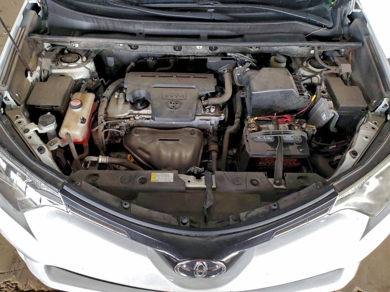 2016 TOYOTA RAV4 XLE photo 11
