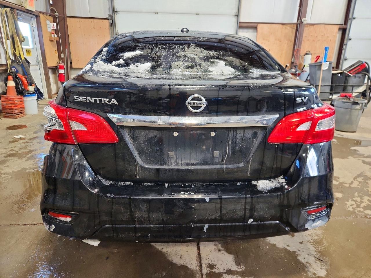 2017 NISSAN SENTRA S photo 6