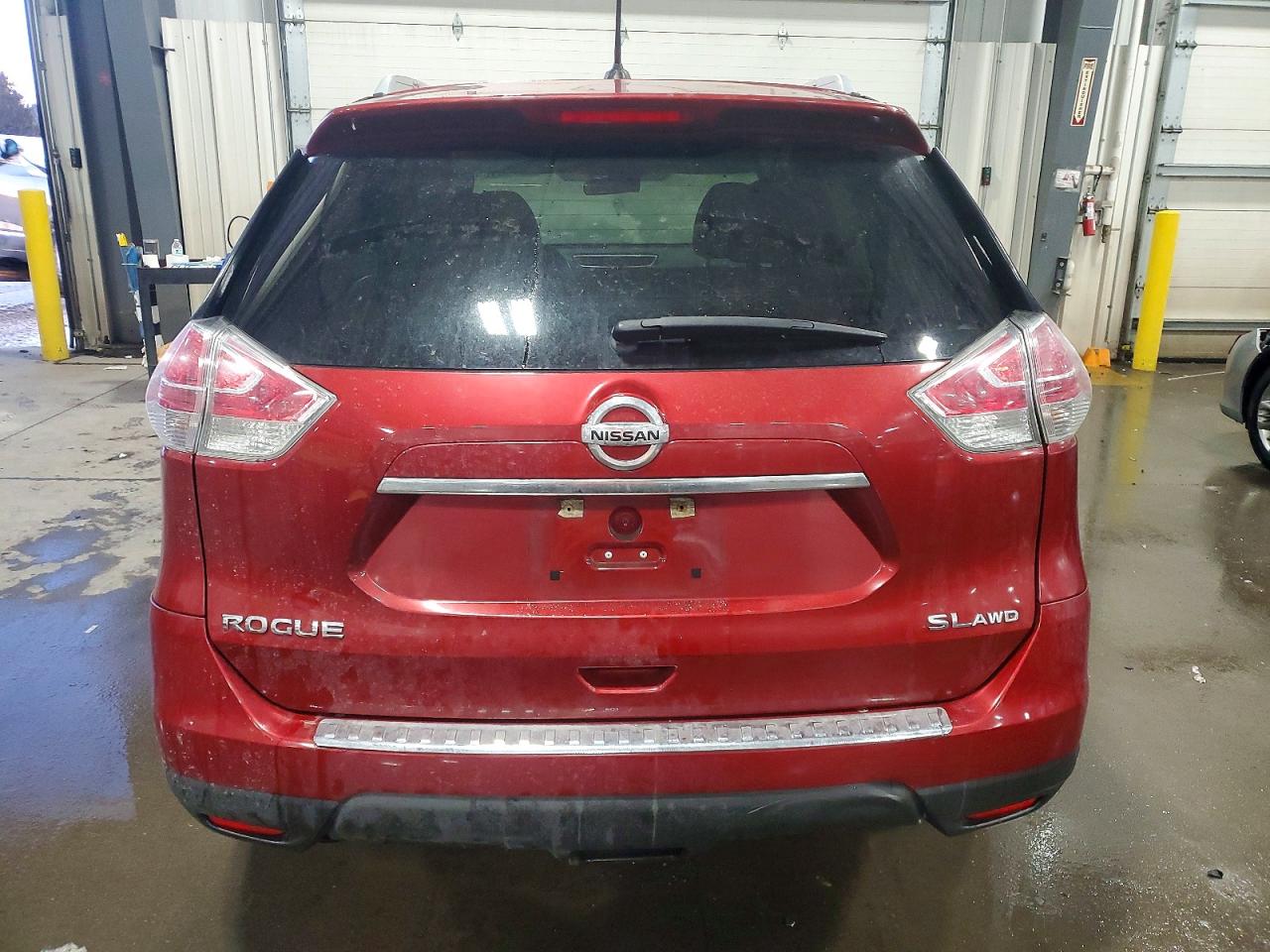 2016 NISSAN ROGUE S photo 6