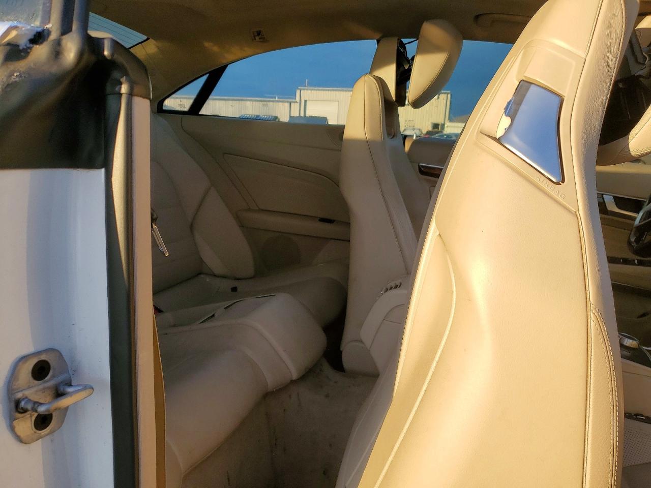 2016 MERCEDES-BENZ E 400 photo 10