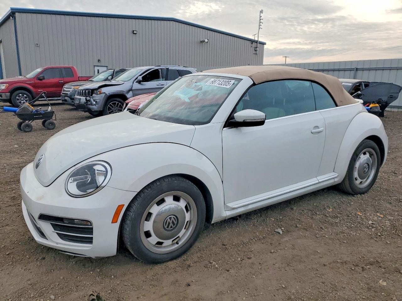 2018 VOLKSWAGEN BEETLE